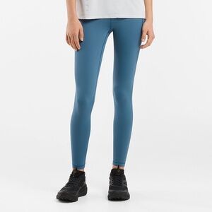 Arc’teryx Essent High Rise Legging 28” size 4